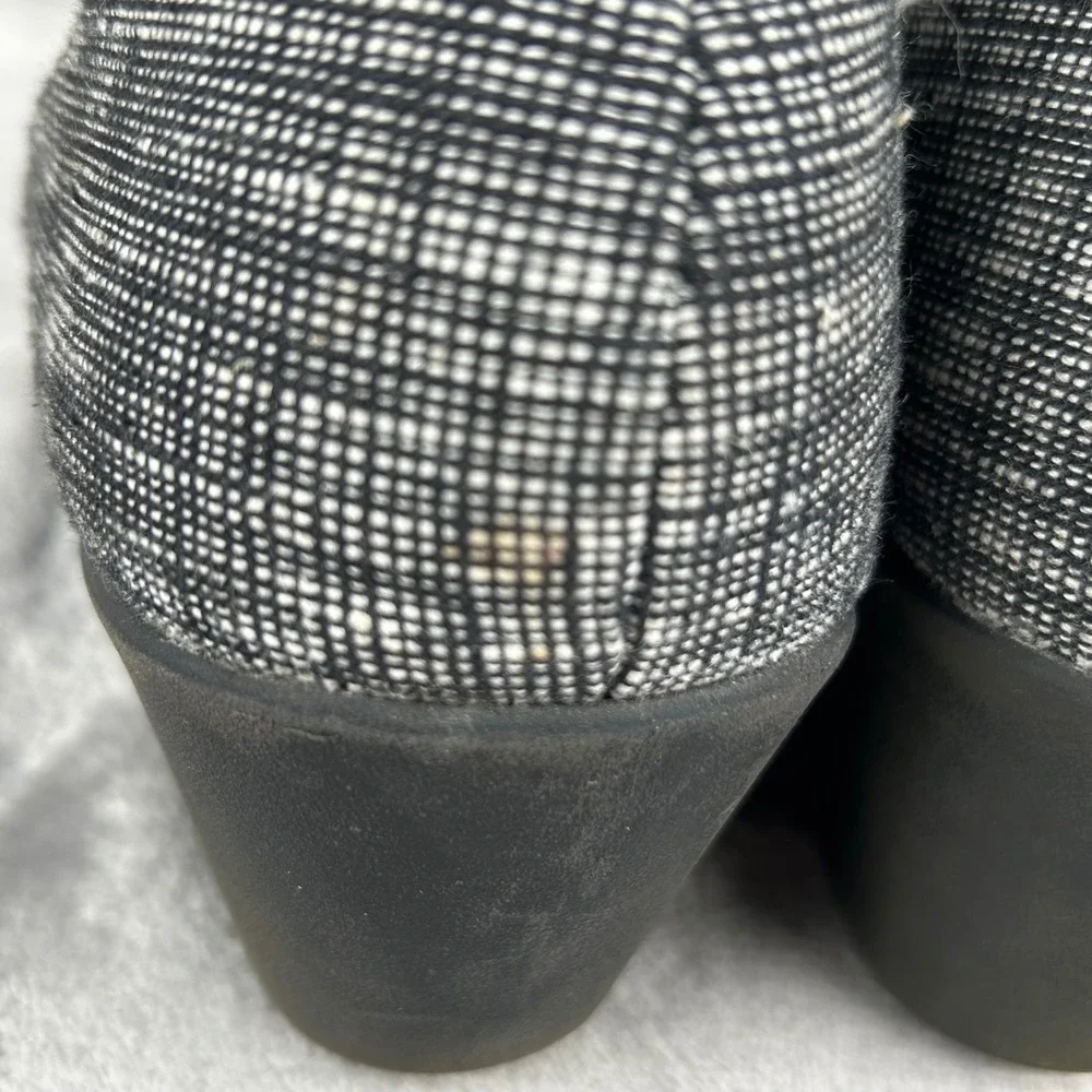 Dexflex Comfort Womens Black White Textured Buckle Wedge Pumps Size 12